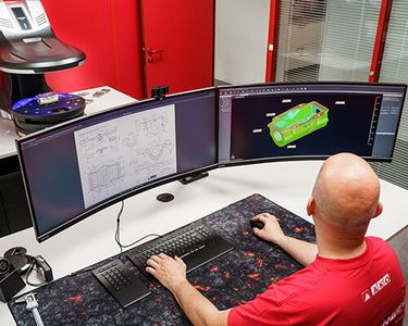 社内で3Dスキャン測定を実施